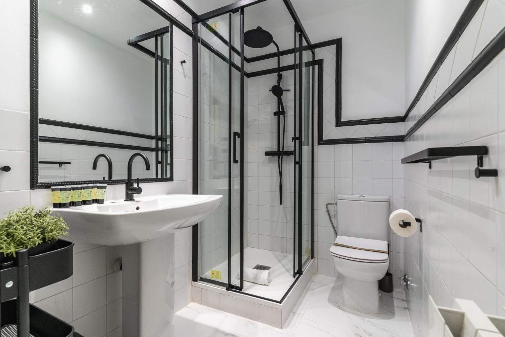 Spacious Modern-3Bedrooms 2Bathrooms-Plaza Mayor 마드리드 외부 사진